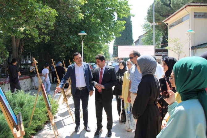 Adü Rektörü Aldemir Sergi Açılışına Katıldı