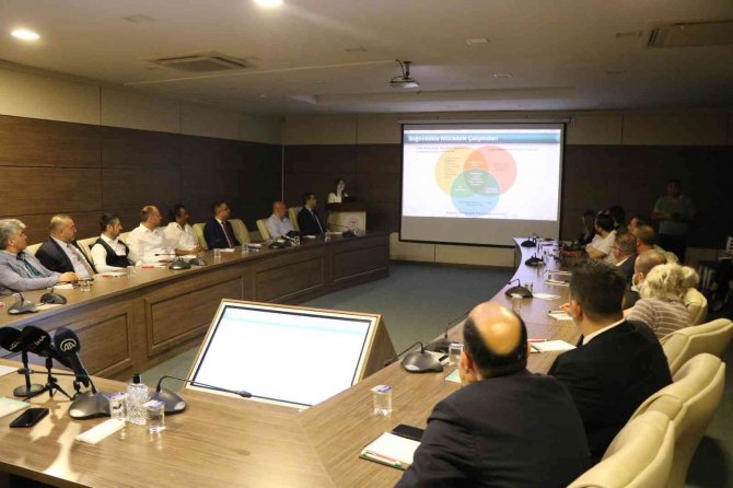 Vali Dağlı: “Bağımlılıkla Mücadelede Toplumun Tüm Katmanlarıyla Birlikte Çalışmak İstiyoruz”