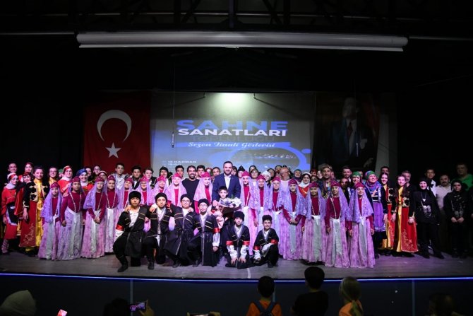 Sahne Sanatları Topluluğu’nun Final Gösterisi Beğeni Topladı