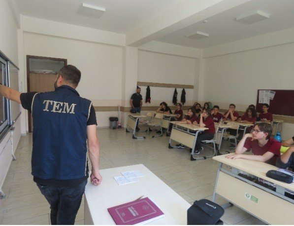 Bilecik’te Öğrenciler Terörle Mücadele Ve Siber Güvenlik Konularında Bilgilendirildi
