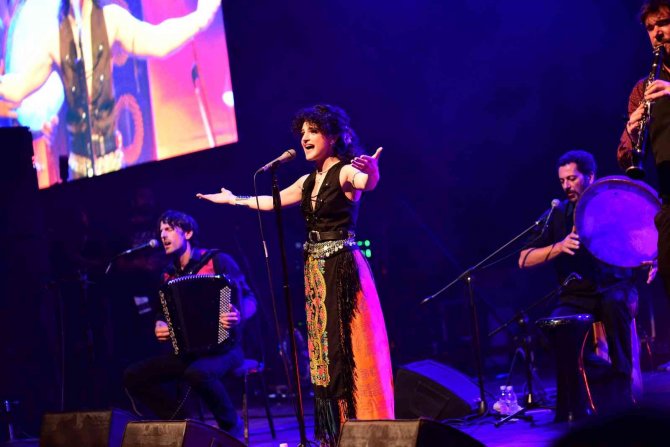 Festivalde Balkan Ezgileri Mest Etti