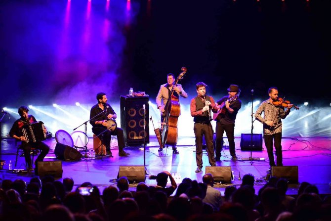 Festivalde Balkan Ezgileri Mest Etti
