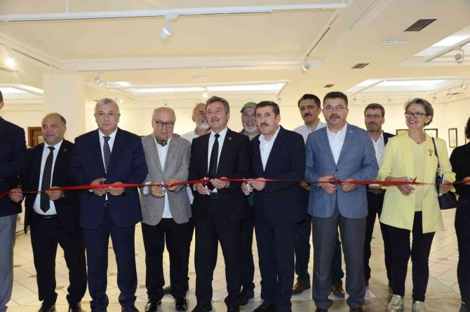 ‘Bursa’yı Yönetenler’ Portre Sergisi