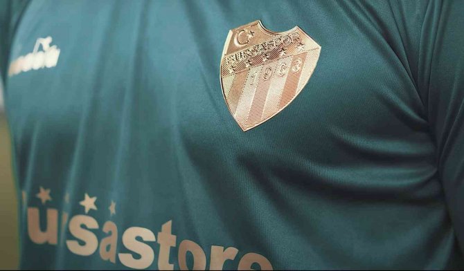 Bursaspor’un Yeni Formaları Tanıtıldı
