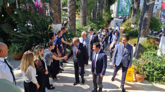 Chp Genel Başkan Yardımcısı Torun: "Her Türlü Bedeli Ödemiş Bir Genel Başkanımız Var, Aday Aramaya Gerek Yok"