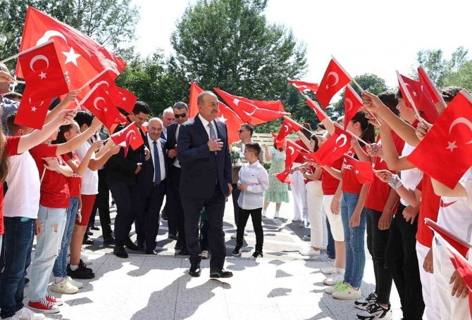Dışişleri Bakanı Çavuşoğlu Kuzey Makedonya’da