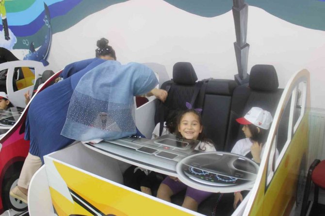 Düzce’de 6 Bin Öğrenci Trafik Dedektifi Oldu