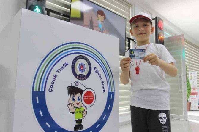 Düzce’de 6 Bin Öğrenci Trafik Dedektifi Oldu