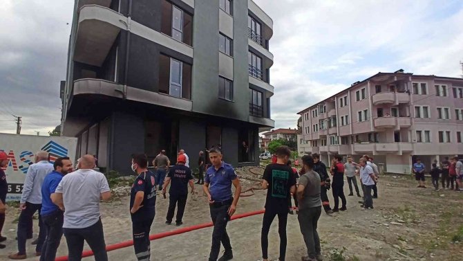 İ̇zolasyon Malzemeleri Alev Alev Yandı