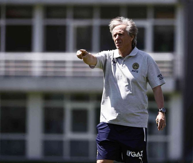 Fenerbahçe, Yeni Sezon Hazırlıklarına Devam Etti