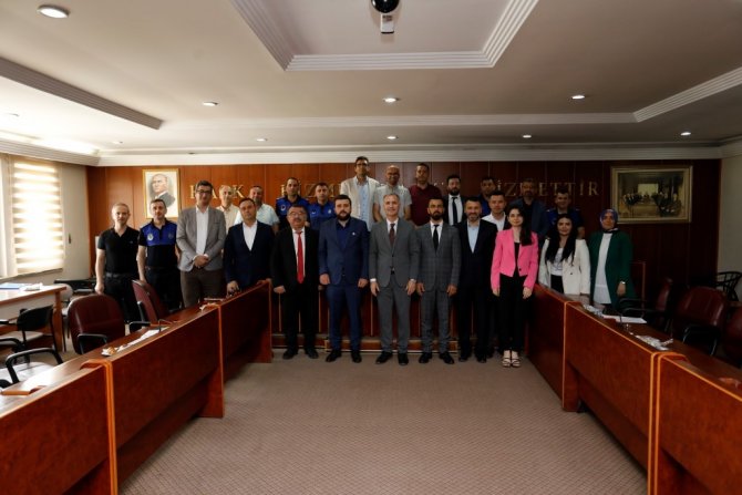 İ̇negöl Belediyesi’nde Personele Kaizen Ödülleri Takdim Edildi