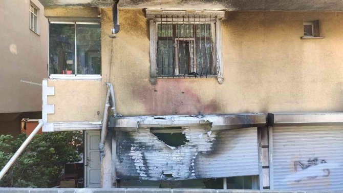 Sultangazi’de Çocukların Yaktığı Ateş Paniğe Neden Oldu