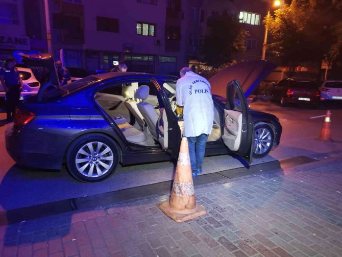 İ̇zmir’de Silahı Çatışma: 1’i Polis 2 Yaralı