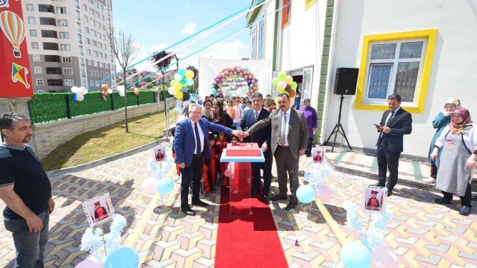 Kastamonu Belediyesi Çocuk Bakımevi’nde Karne Ve Diploma Heyecanı