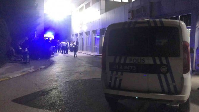 Limanda Çalıştığı Gemide 5 Metre Yükseklikten Ambara Düştü