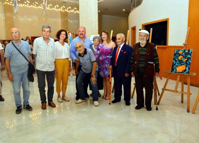 Hem Eserlerini Sergilediler Hem De Eğlendiler