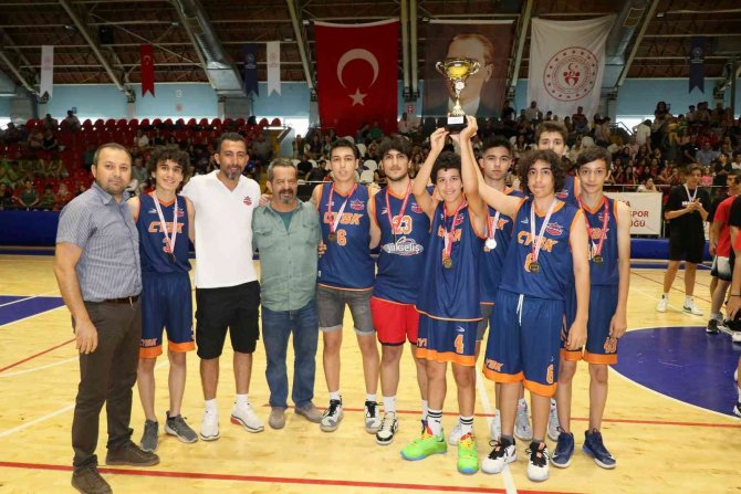 Basketbol Altyapı Buse Görer Sezonu Sezonu Şampiyonları Belli Oldu