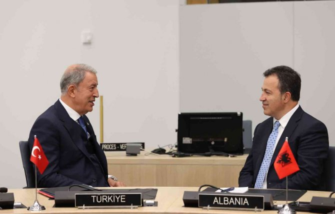 Bakan Akar, Letonya, Arnavutluk Ve Litvanyalı Mevkidaşlarıyla Görüştü