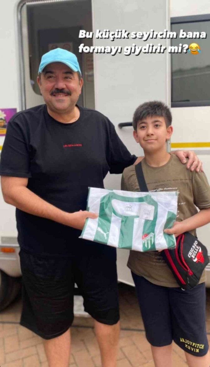 Ata Demirer, Bursaspor Forması Giydi