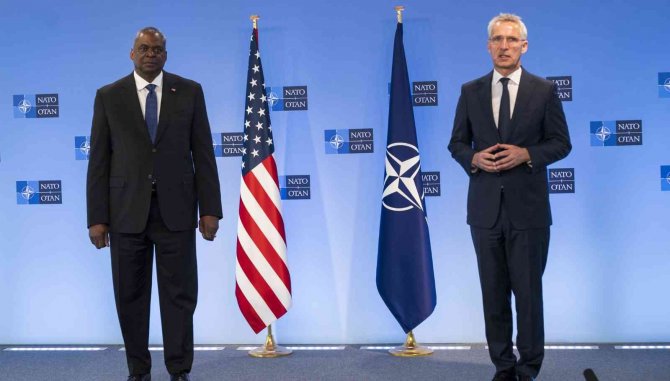 Nato Savunma Bakanları Brüksel’de Toplandı