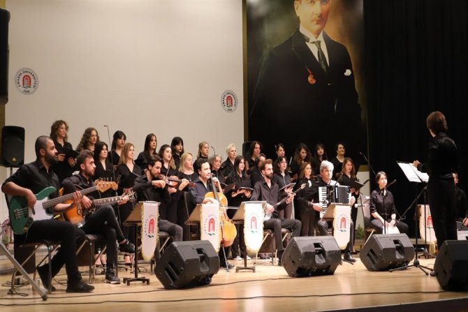 Oktam Kadınlar Korosundan Amasya Üniversitesinde Konser