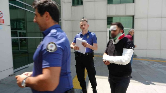 Sağlıkçıyı Yaralama Şüphelisi Adliyede