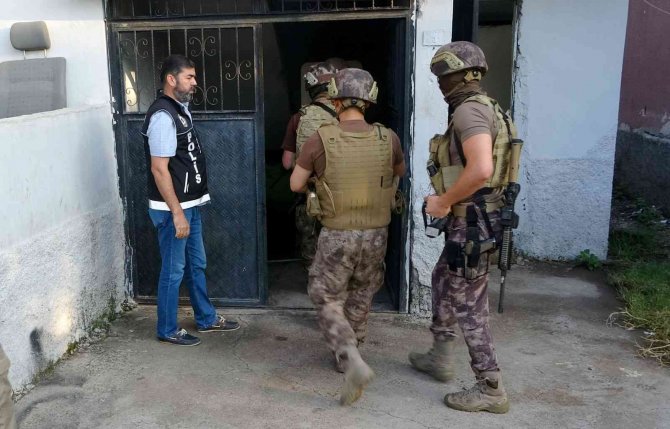 Osmaniye’de Torbacı Operasyonu: 7 Gözaltı