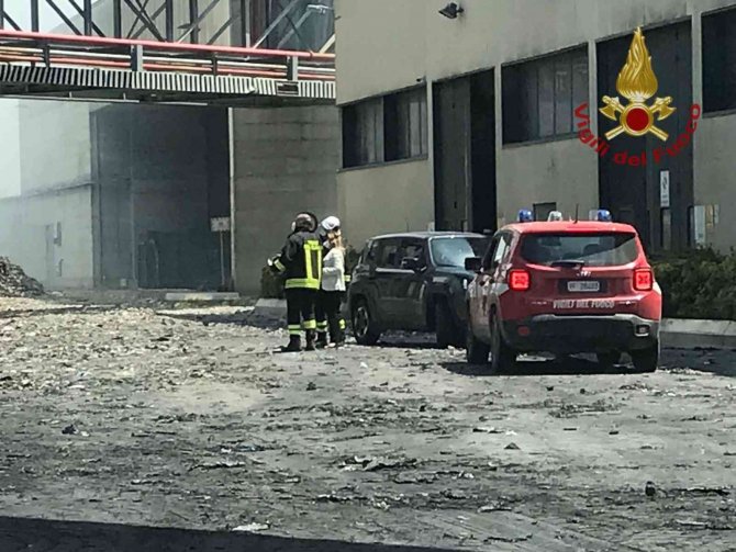 Roma’da Çöp Arıtma Tesisindeki Yangın Kontrol Altına Alındı