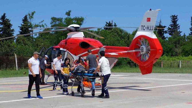 Beyin Damarı Tıkalı Olan Kadın Ambulans Helikopterle Samsun’a Sevk Edildi