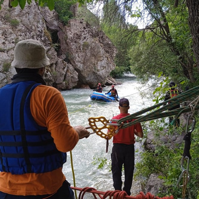 Çayda Akıntıya Kapılan Sağlıkçıyı Arama Çalışmaları 6. Gününde