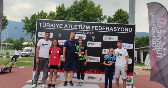 Aydınlı Genç Sporculardan 3 Madalya