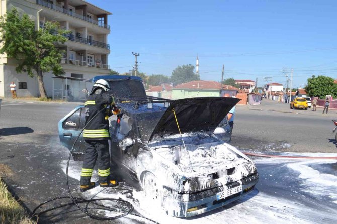 Tekirdağ’da Lpg’li Otomobilde Korkutan Yangın
