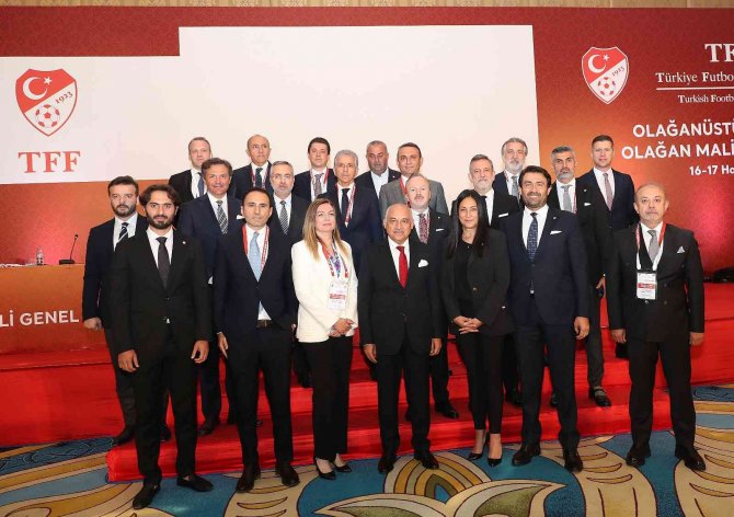 Tff Başkanı Büyükekşi: “Türkiye Futbol Federasyonu Bünyesinde Görev Yapmakta Olan Tüm Kurulların İstifasını Talep Ediyorum”