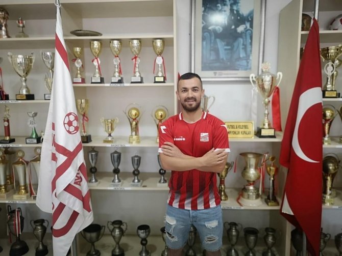 Ayvalıkgücü Belediyespor Transfer Dönemine Hızlı Girdi