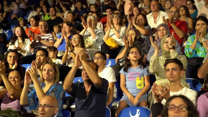 Asev Öğrencilerinden Unutulmaz Final