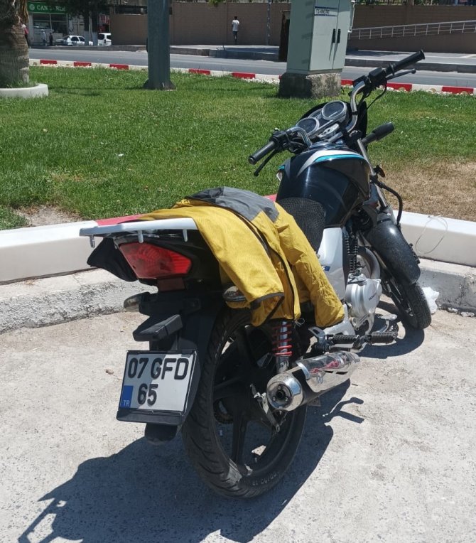 Adıyaman’da Motosiklet Devrildi: 2 Yaralı
