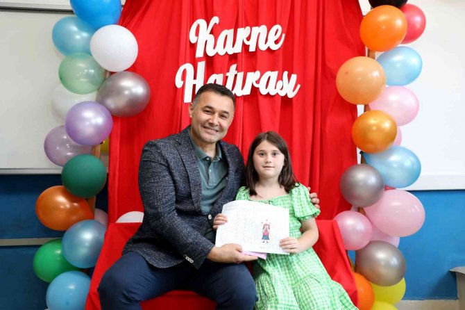 Başkan Yücel’den Öğrencilere Karne Sürprizi