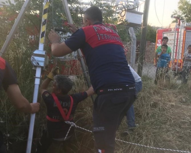 Germencik’te Kuyuya Düşen Kedinin İmdadına İtfaiye Ekipleri Yetişti