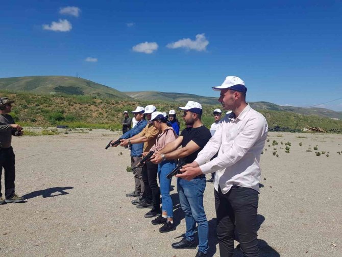 Bayburt Üniversitesi, Uygulamalı Silah Ve Atış Eğitimiyle Türkiye’de İlkler Arasına Adını Yazdırdı