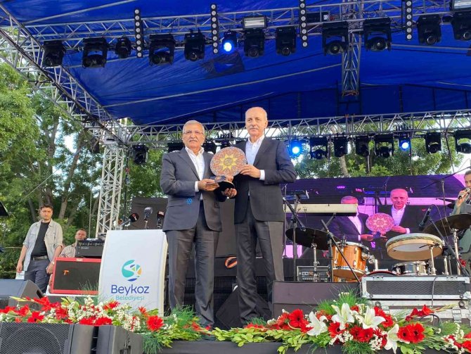 Kurtulmuş: "Rusya İle Ukrayna Arasında Barışın Temin Edilmesi İçin Bütün Gücümüzü Ortaya Koymaya Gayret Ediyoruz"