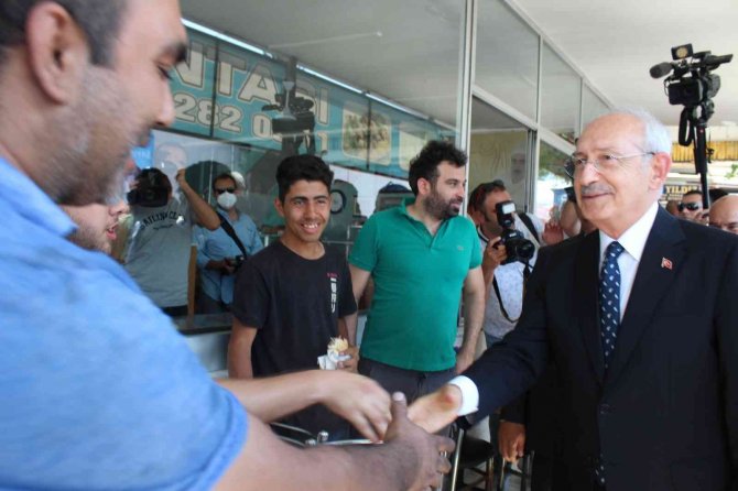 Chp Lideri Kılıçdaroğlu İ̇zmir’de Sanayi Esnafı İle Buluştu