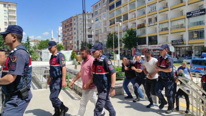 Jandarmadan Baz İstasyonu Farelerine Operasyon