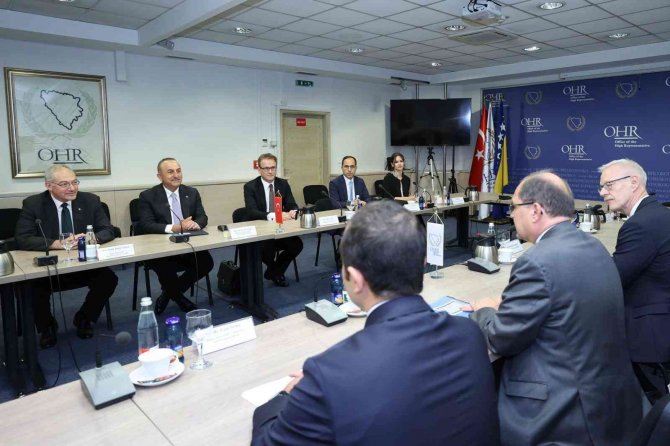 Çavuşoğlu, Bosna-hersek Yüksek Temsilcisi Schmidt İle Görüştü