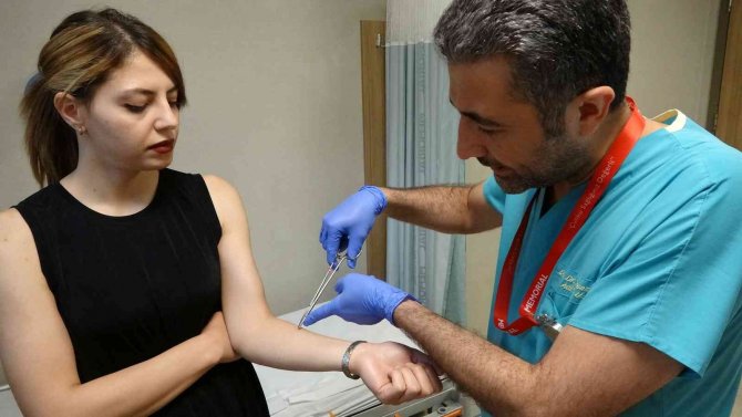 Kene Yapışmasında Yanlış Müdahale Mikroorganizmaların Yayılmasını Hızlandırıyor