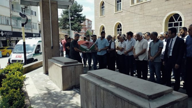 Elif Akıllı Gözyaşları Arasında Toprağa Verildi