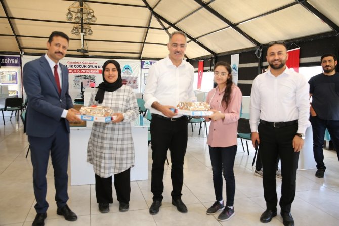 Eyyübiye Başarılı Öğrencileri Ödüllendirdi