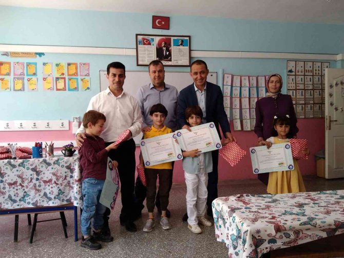 Güroymak’ta 2 Bin 397 Öğrenci Karne Heyecanı Yaşadı