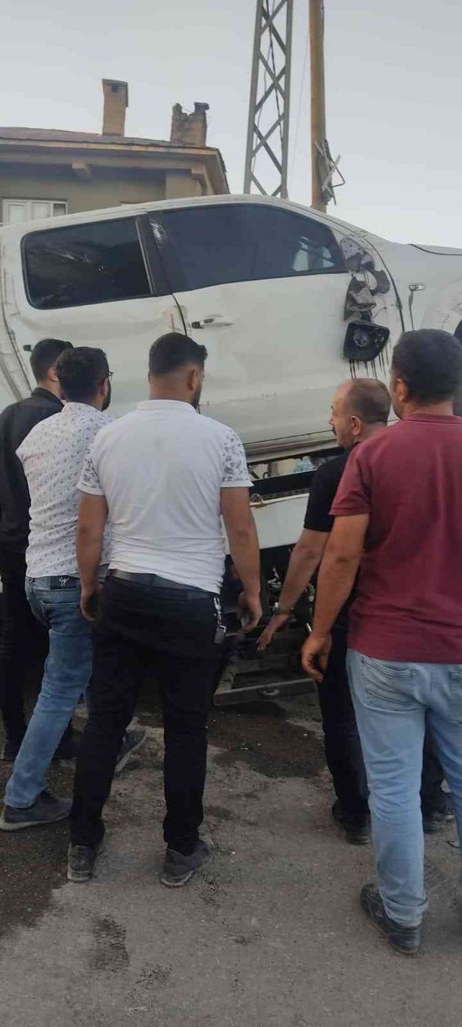 Başkan Büyüksu Trafik Kazası Geçirdi