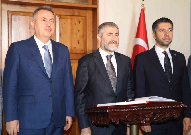 Hazine Ve Maliye Bakanı Nebati Adana’da