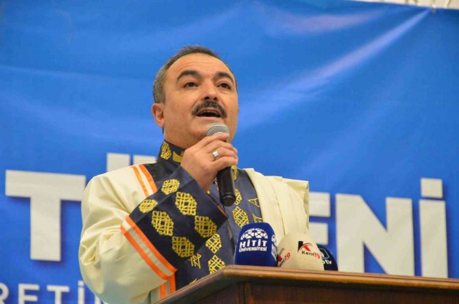 Hitit Üniversitesi’nde Mezuniyet Coşkusu